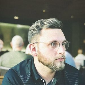 Meet your Posher, Bobby